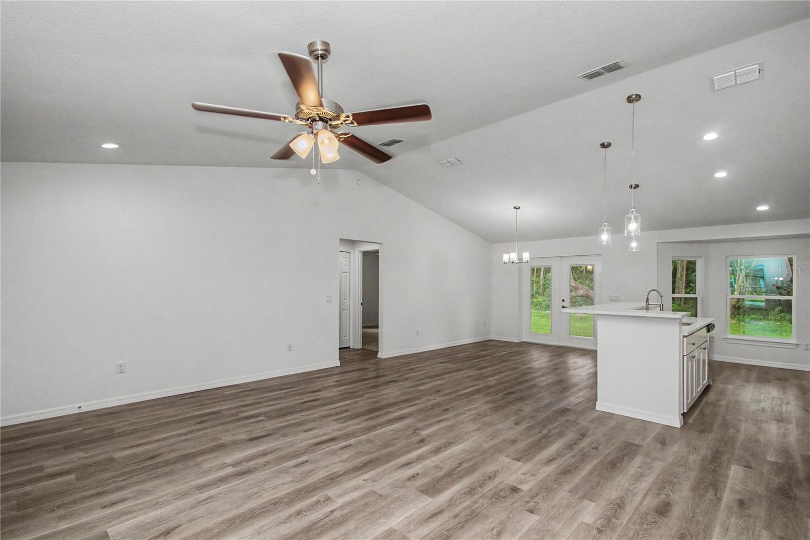 BELLEVIEW HEIGHTS ESTATE - Residential