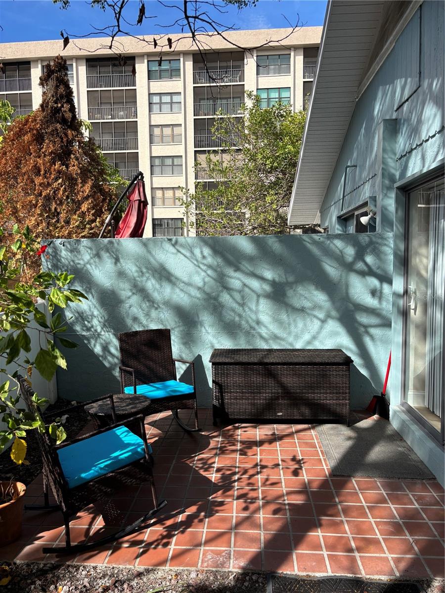PELICAN GARDENS - Residential