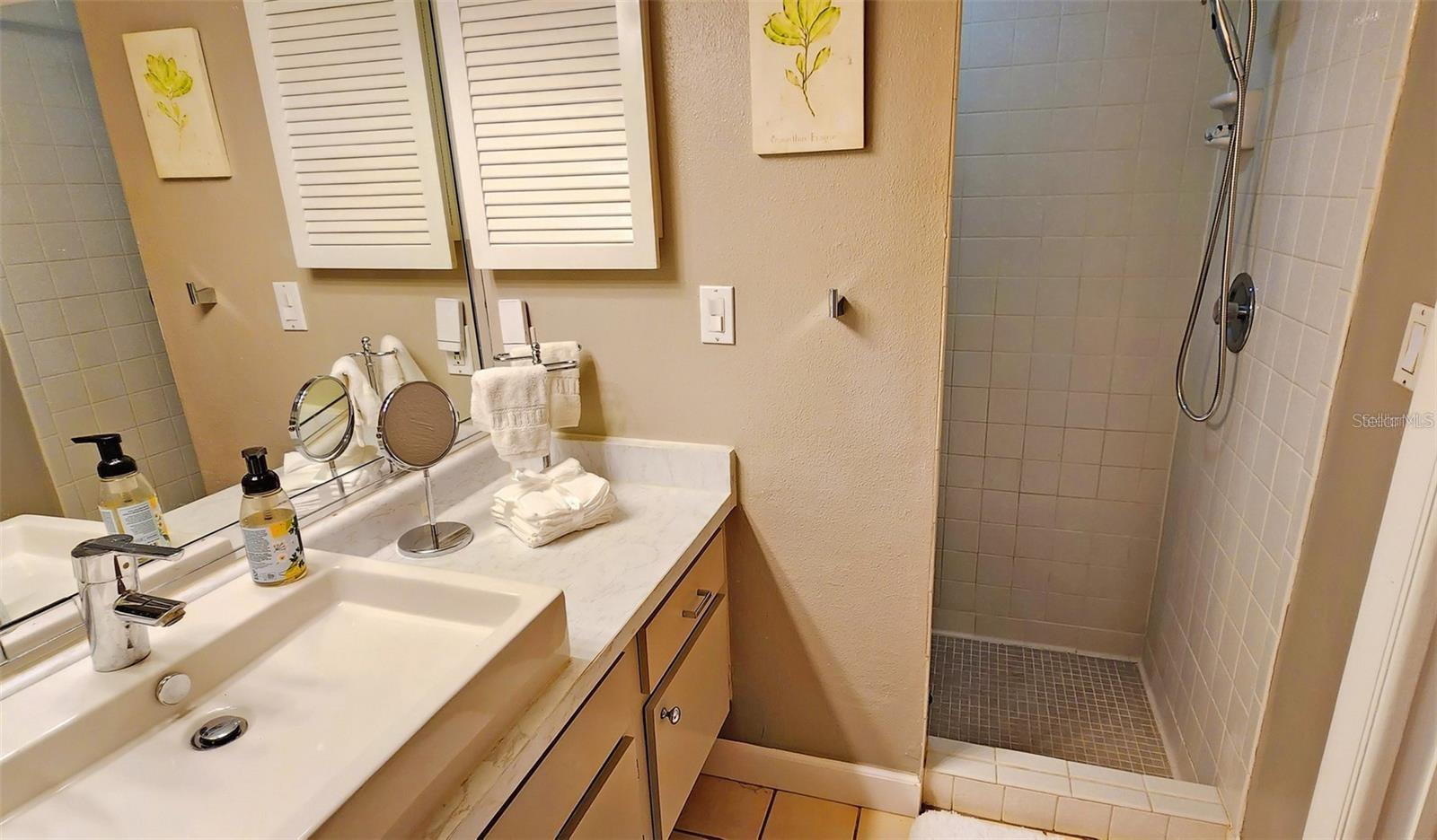 BALLENTINE MANOR ESTATES - Residential
