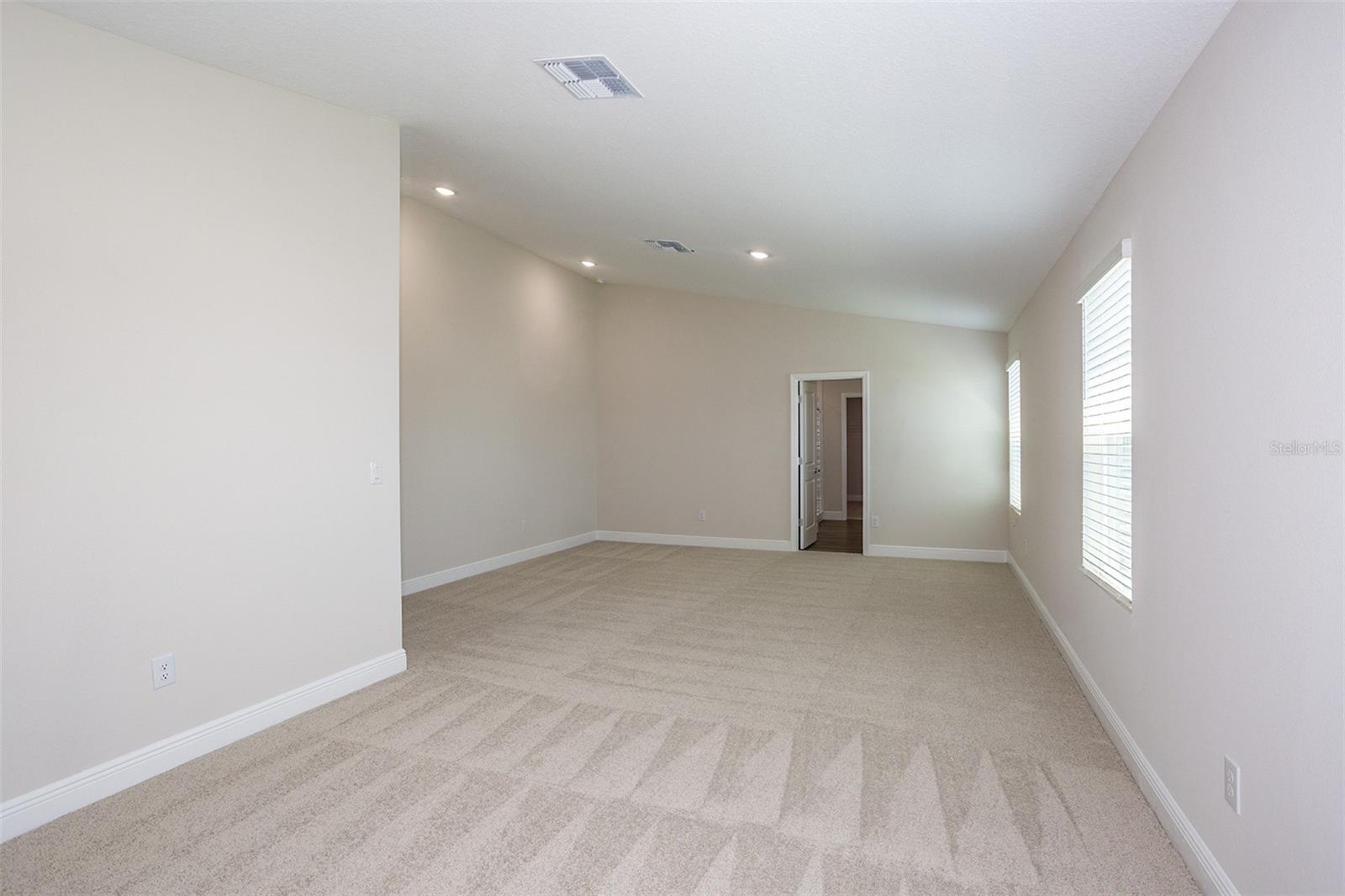 PASADENA LANDING - Residential