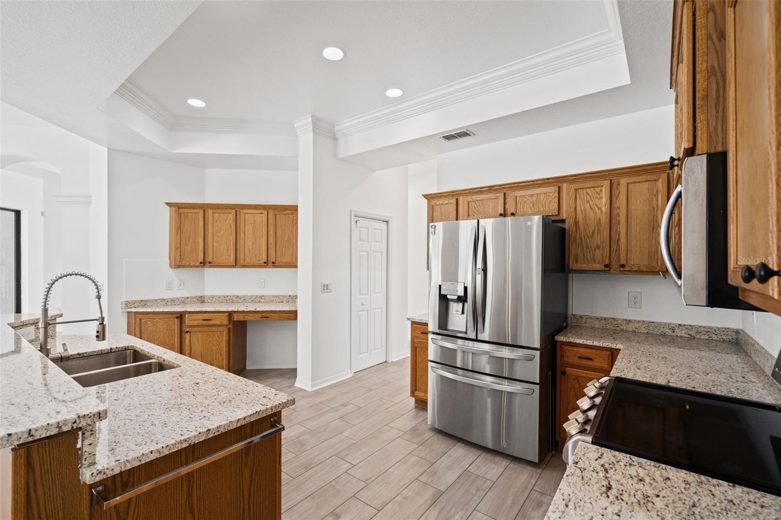 SPRING HILL - Residential