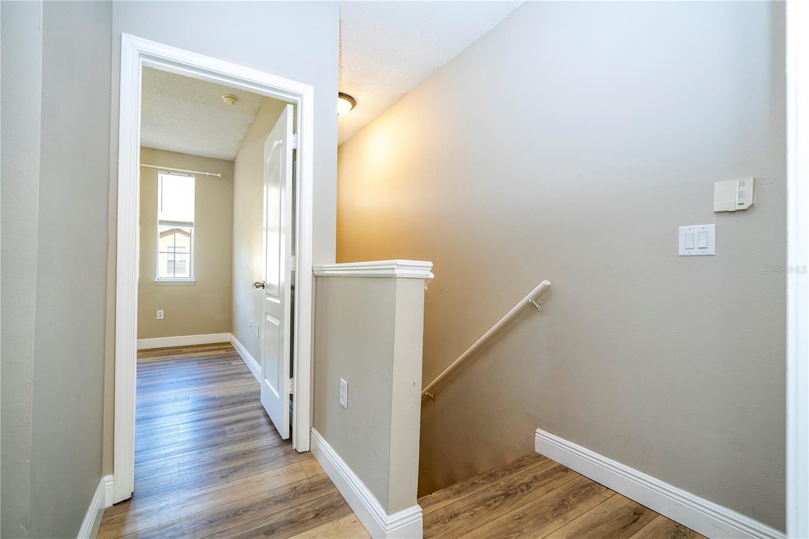 VILLANOVA AT HUNTERS CREEK CONDO - Residential Lease