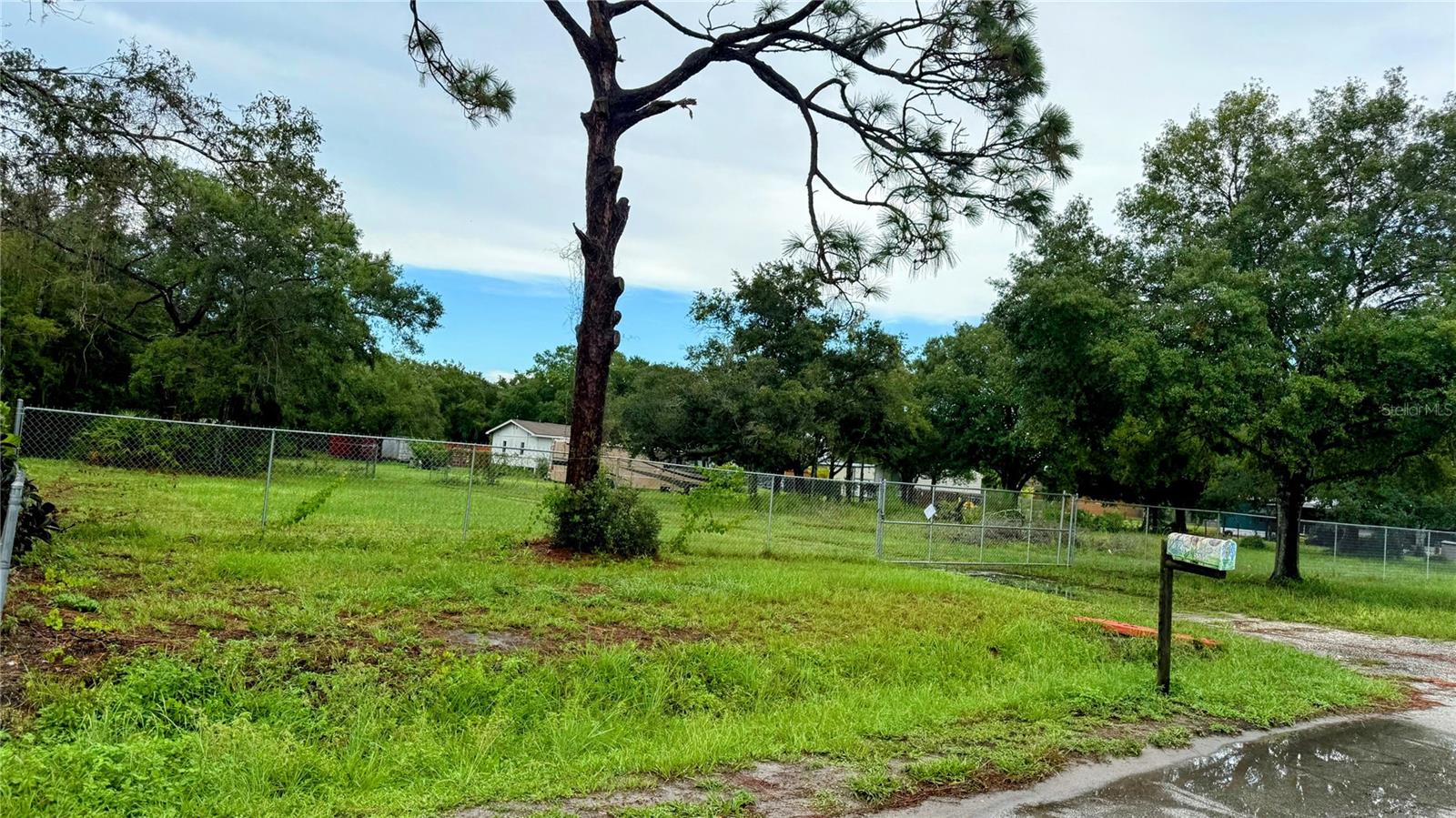 TWIN LAKES RANCHETTES - Residential