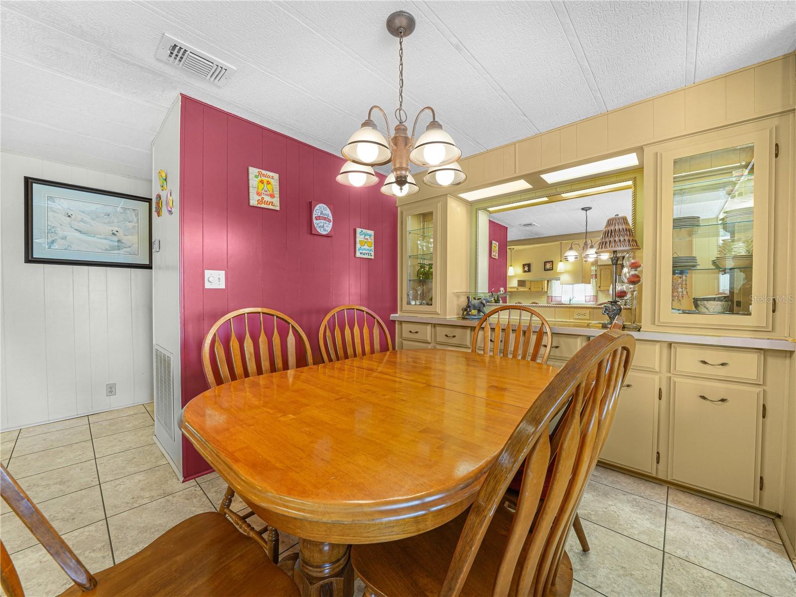 FOXWOOD LAKE ESTATES PH 01 - Residential