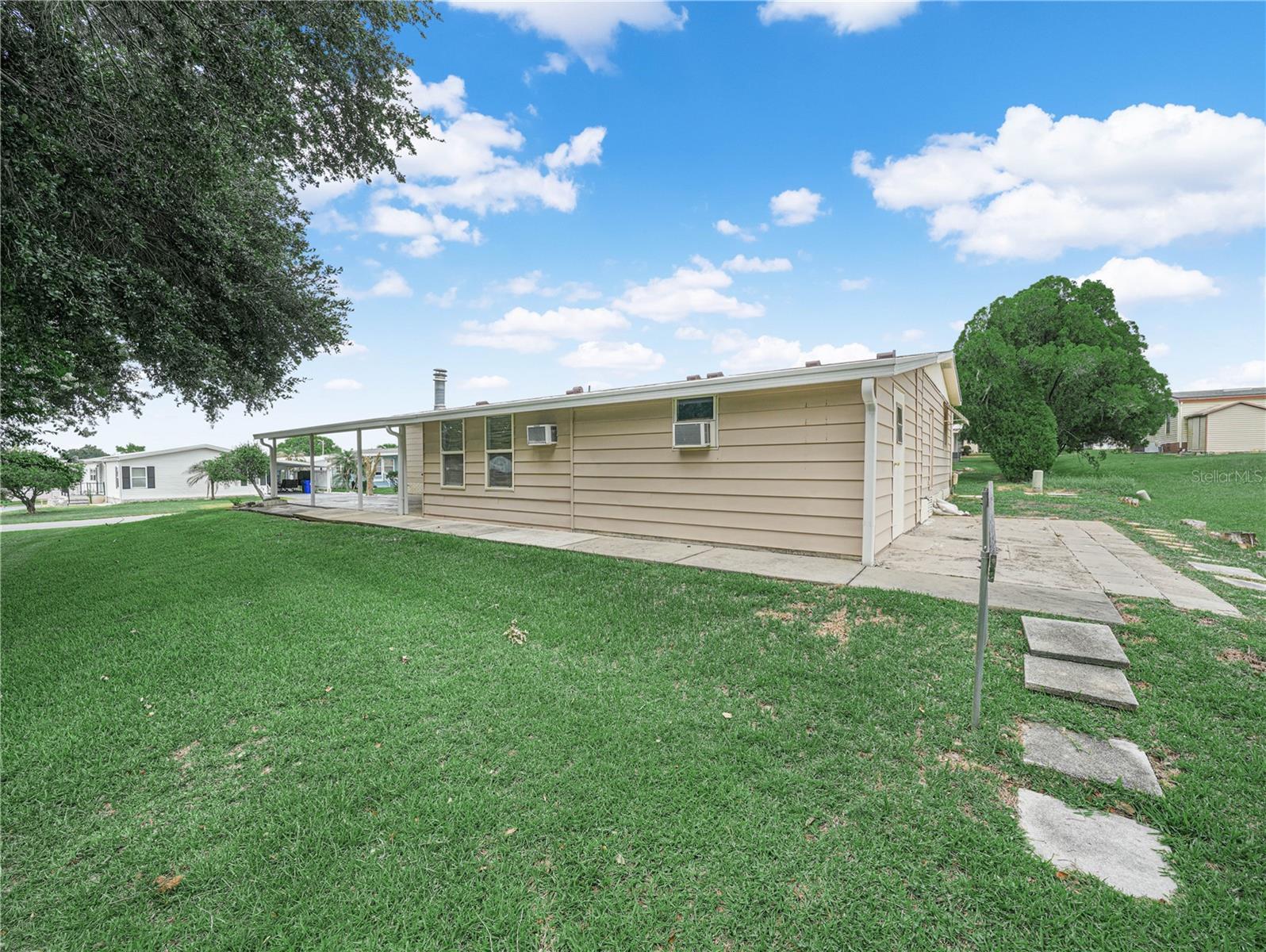 FOXWOOD LAKE ESTATES PH 01 - Residential