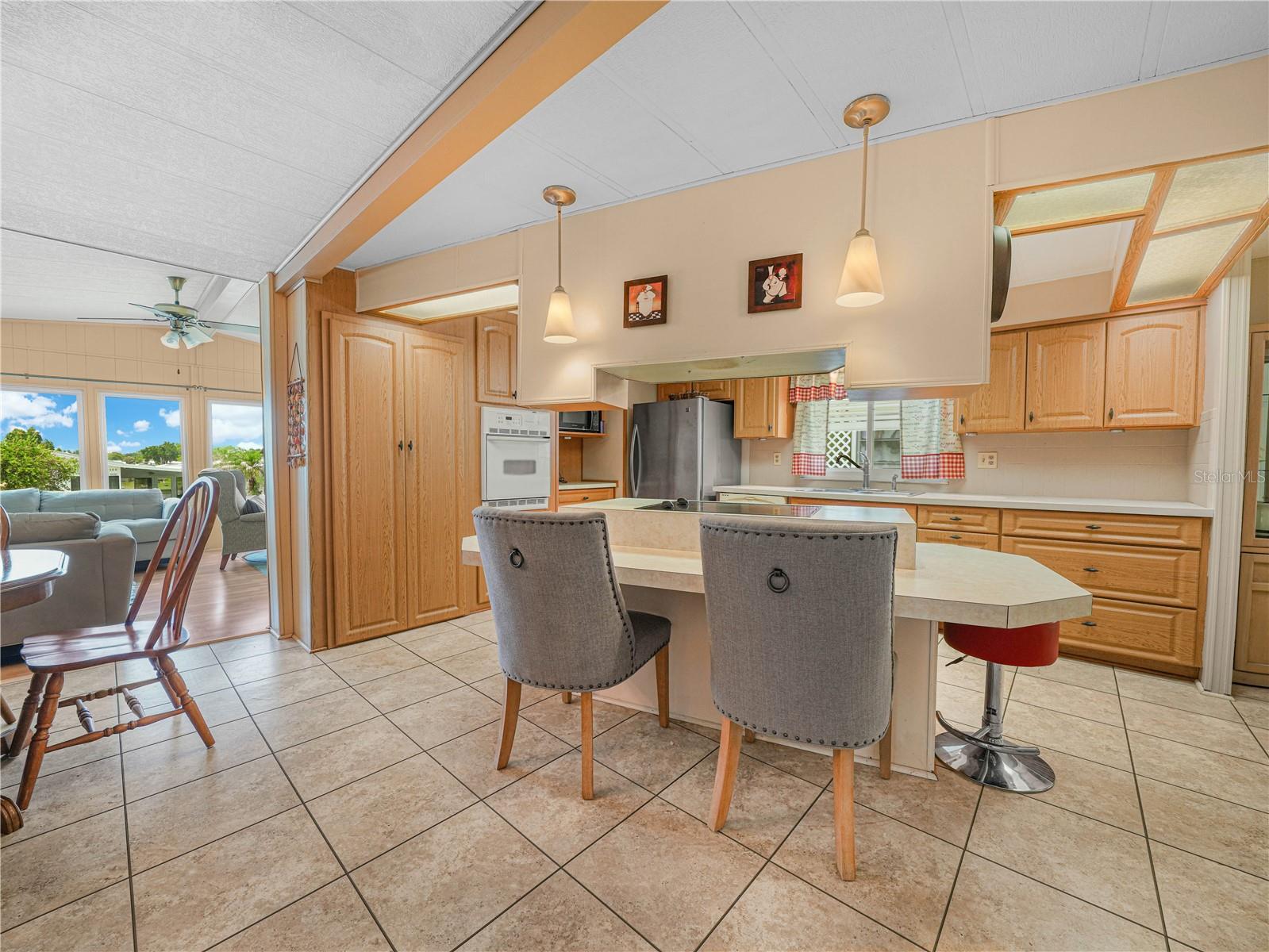 FOXWOOD LAKE ESTATES PH 01 - Residential