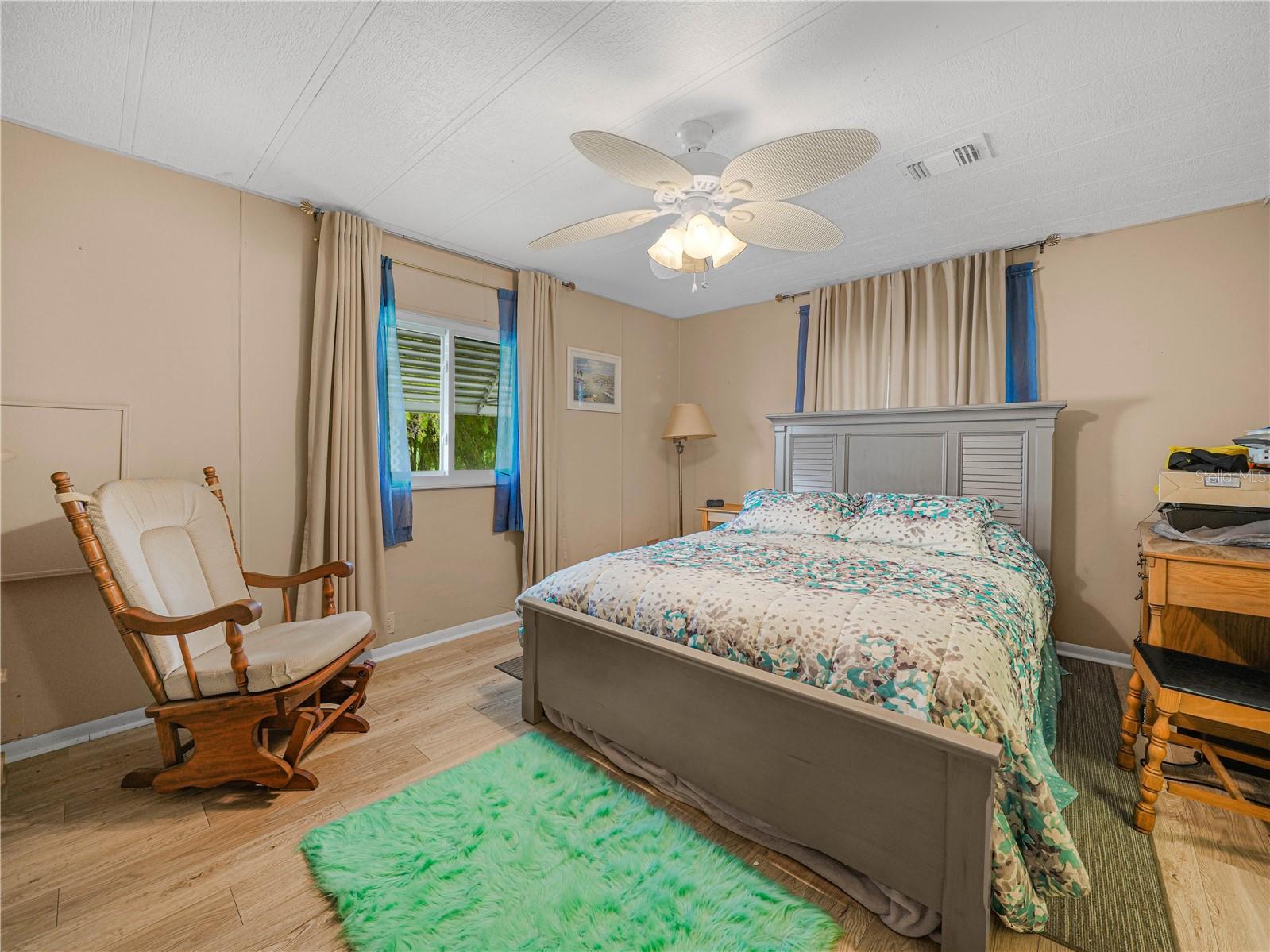 FOXWOOD LAKE ESTATES PH 01 - Residential