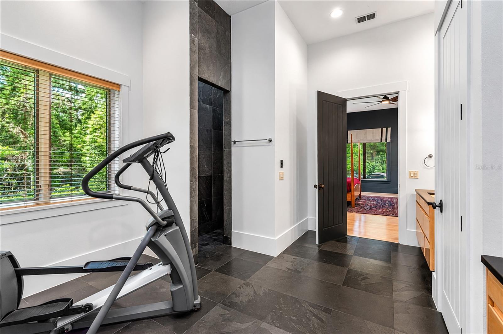BELLECHASE LAURELS - Residential