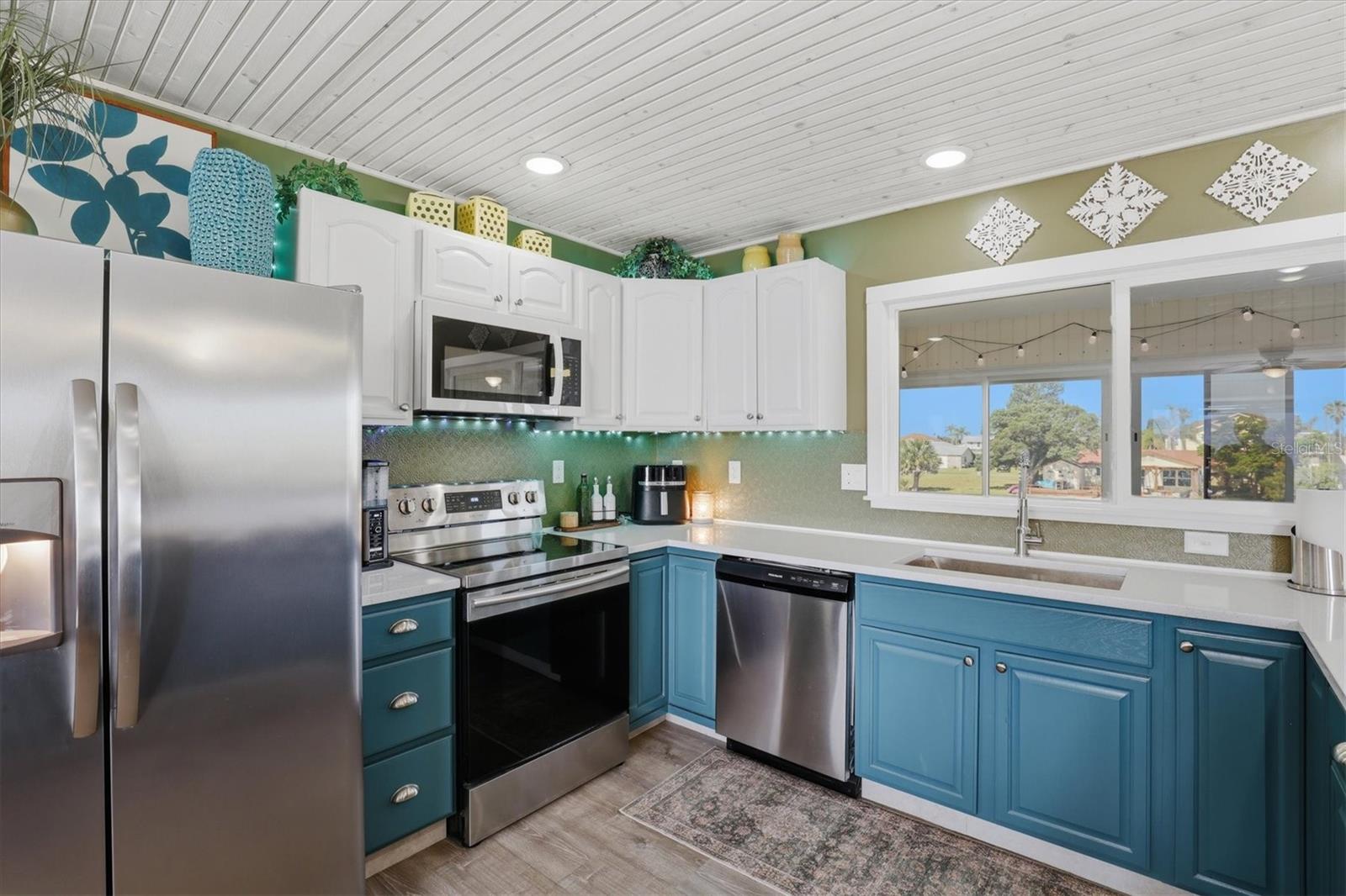 HERNANDO BEACH - Residential