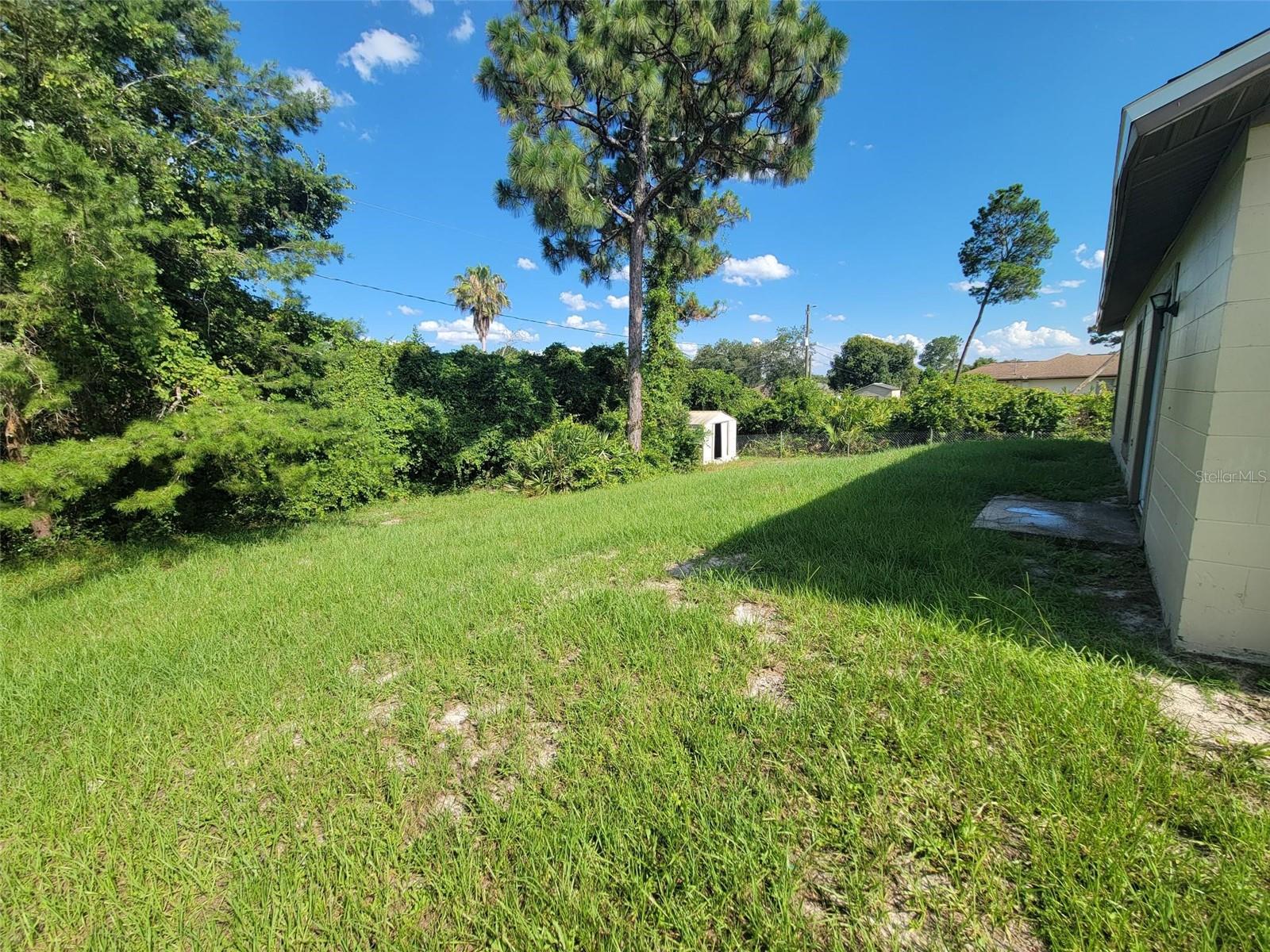 DELTONA LAKES UNIT 36 - Residential Lease