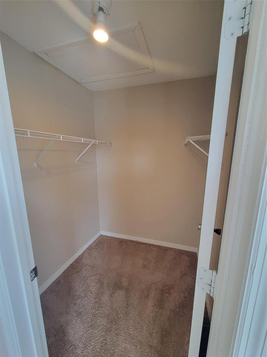 DELTONA LAKES UNIT 36 - Residential Lease