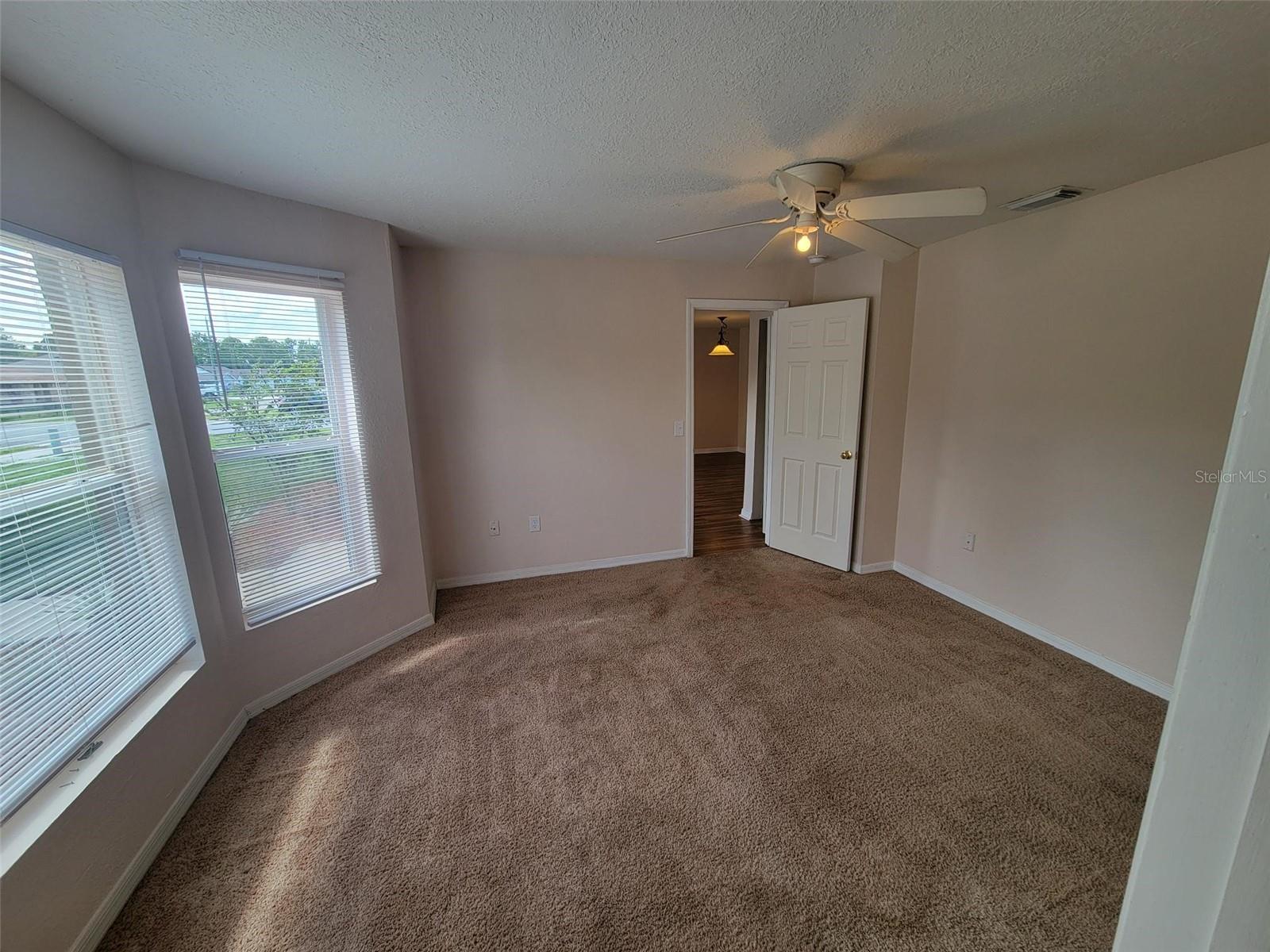 DELTONA LAKES UNIT 36 - Residential Lease