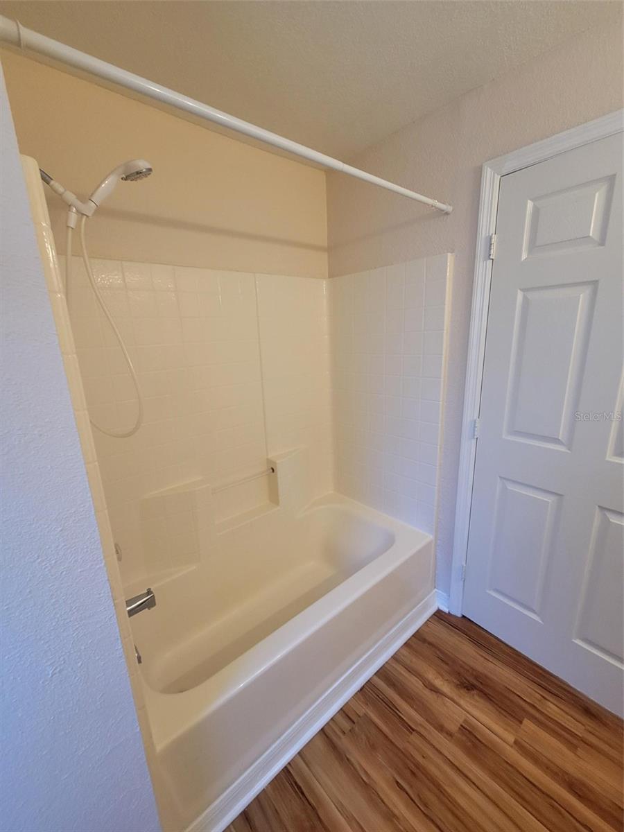 DELTONA LAKES UNIT 36 - Residential Lease