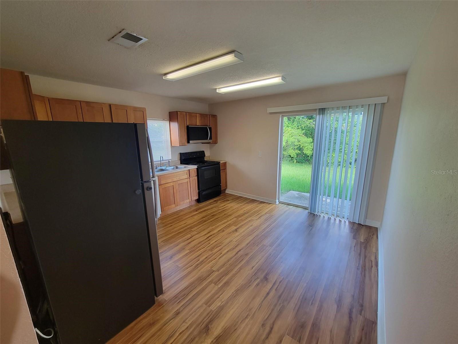 DELTONA LAKES UNIT 36 - Residential Lease