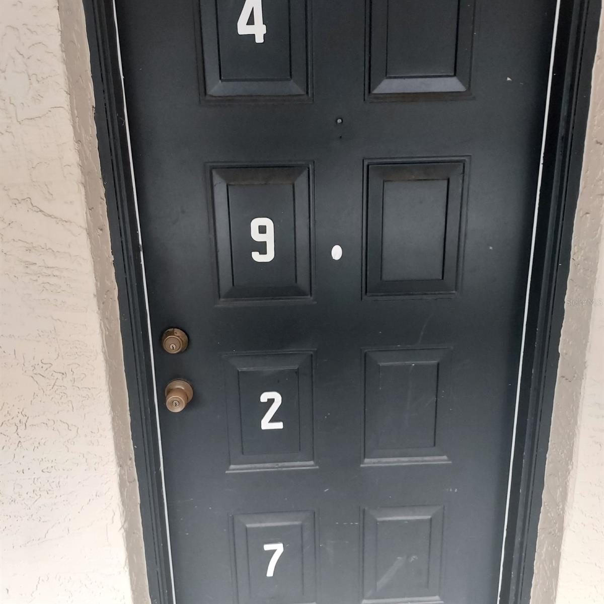 RIVER OAKS CONDO III - Residential