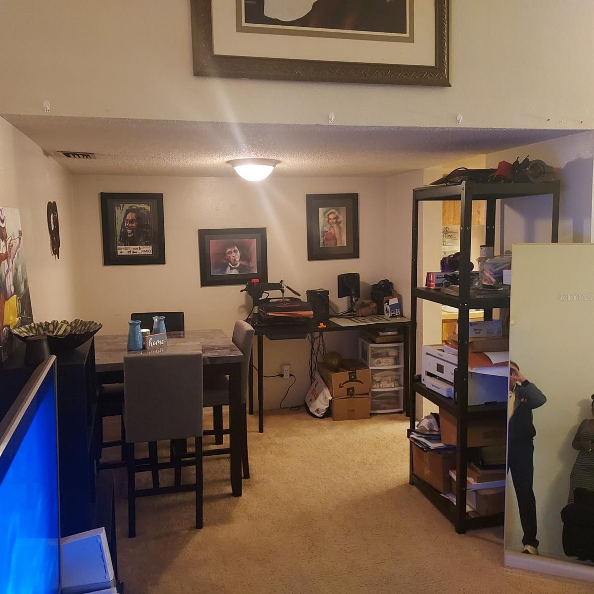 RIVER OAKS CONDO III - Residential