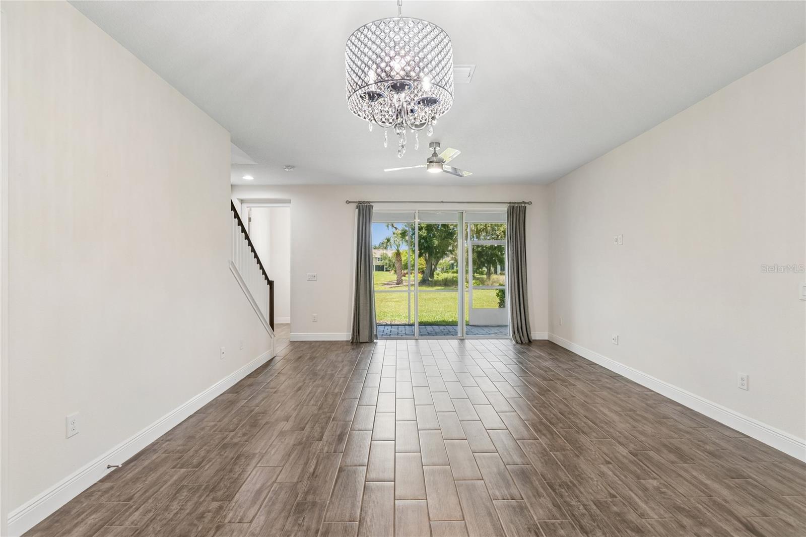 BAYSIDE TERRACE - Residential