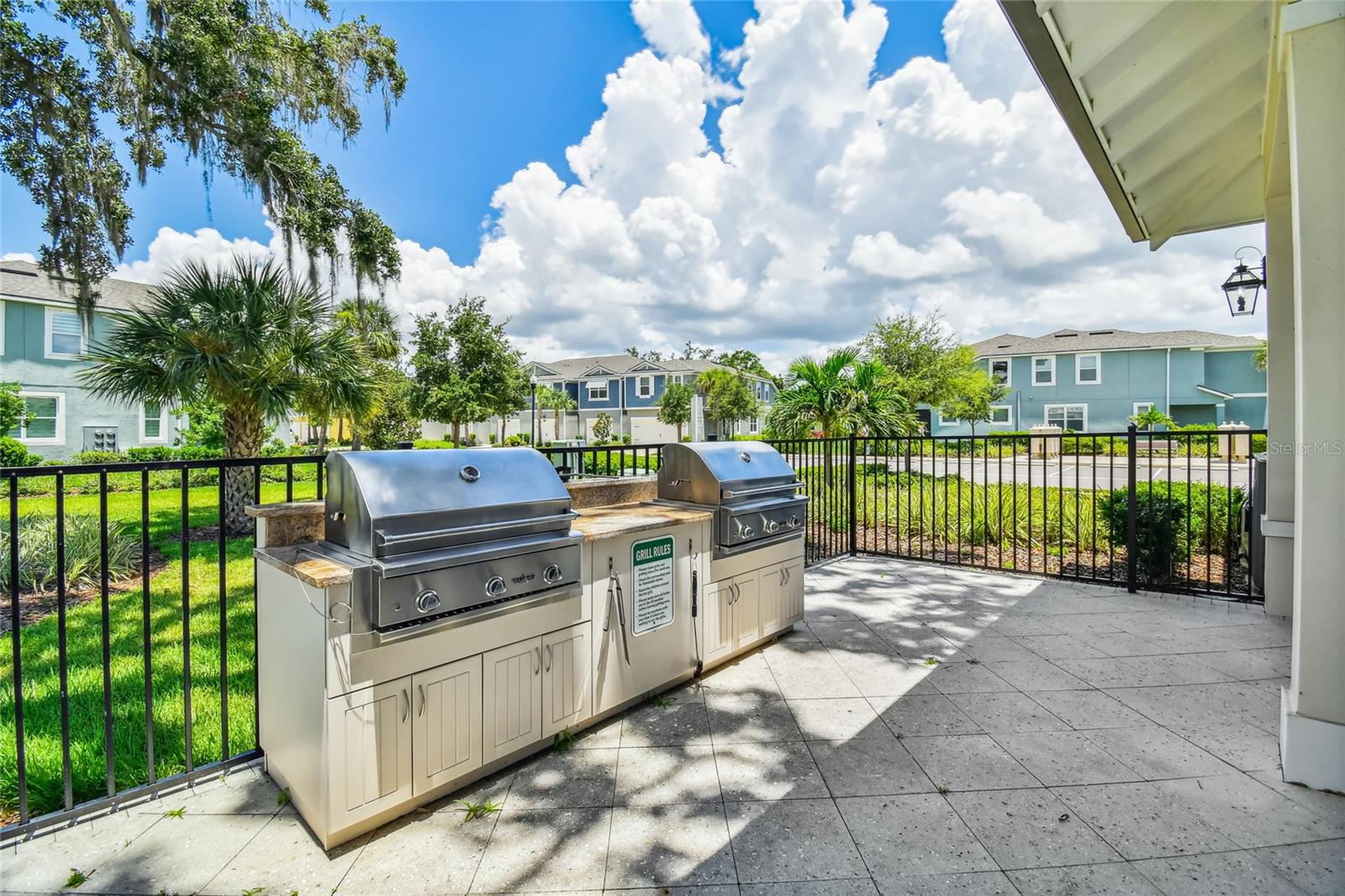 BAYSIDE TERRACE - Residential