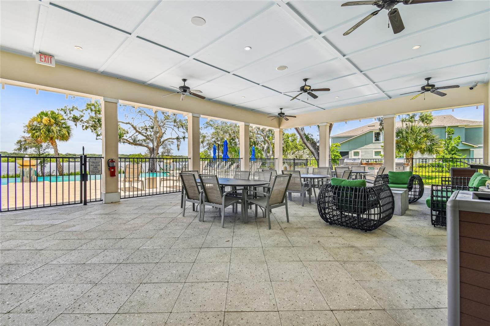 BAYSIDE TERRACE - Residential