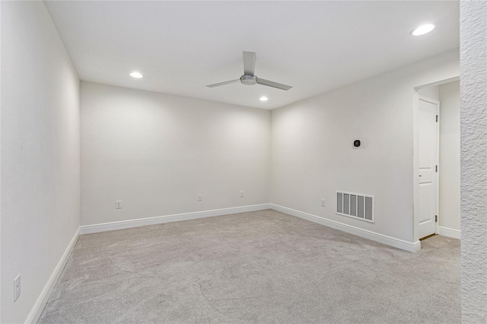 BAYSIDE TERRACE - Residential