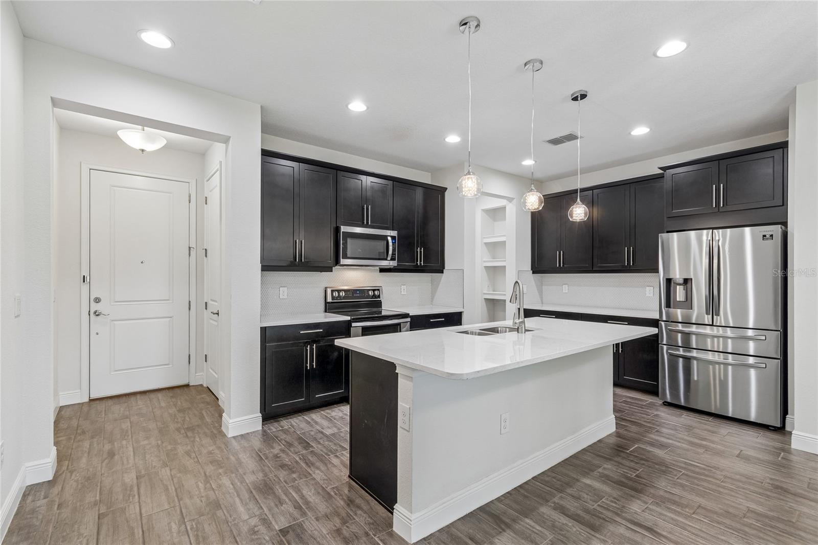 BAYSIDE TERRACE - Residential