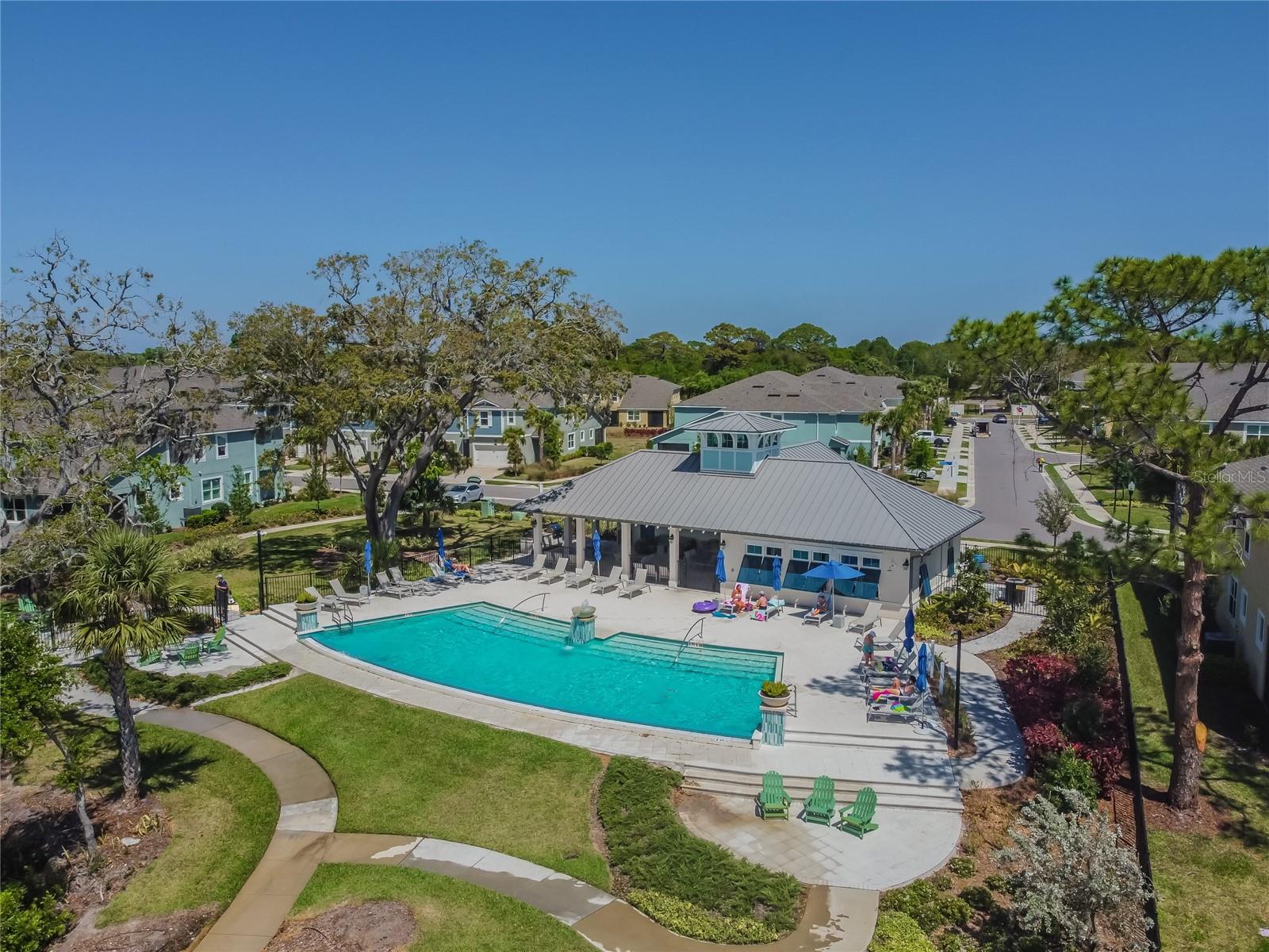 BAYSIDE TERRACE - Residential