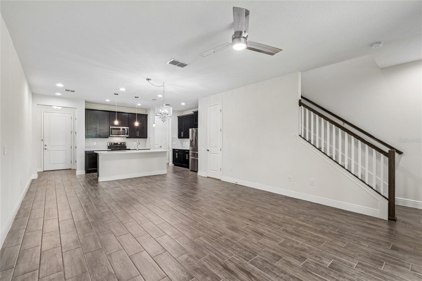 BAYSIDE TERRACE - Residential