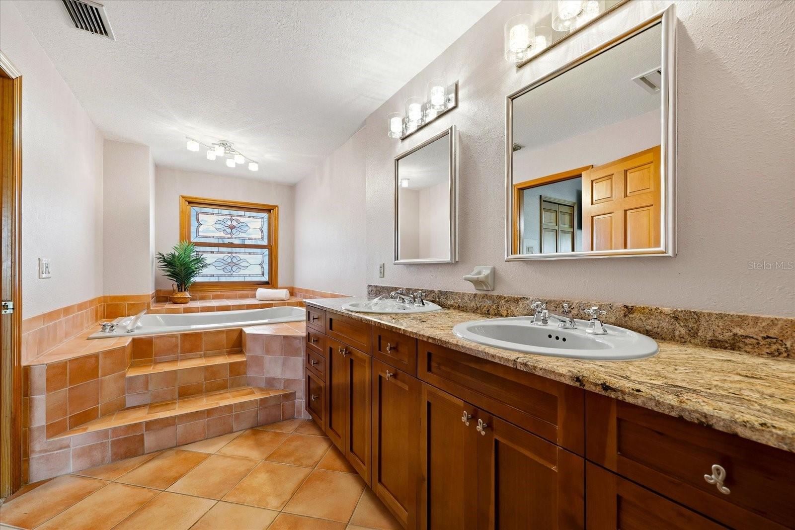 FEATHER SOUND CUSTOM HOME SITE UNIT III - Residential