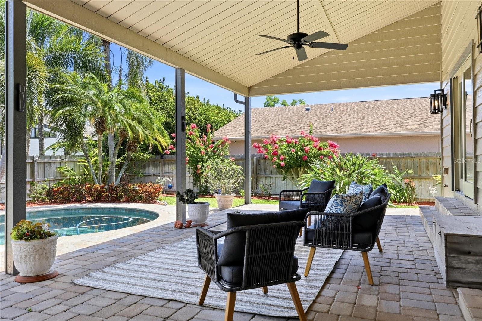 FEATHER SOUND CUSTOM HOME SITE UNIT III - Residential