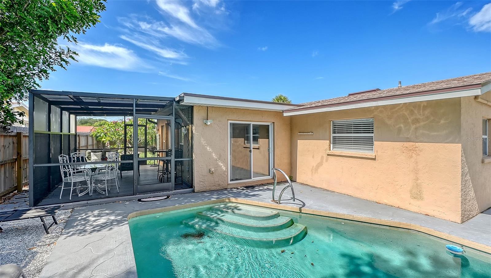 GULF GATE - Residential