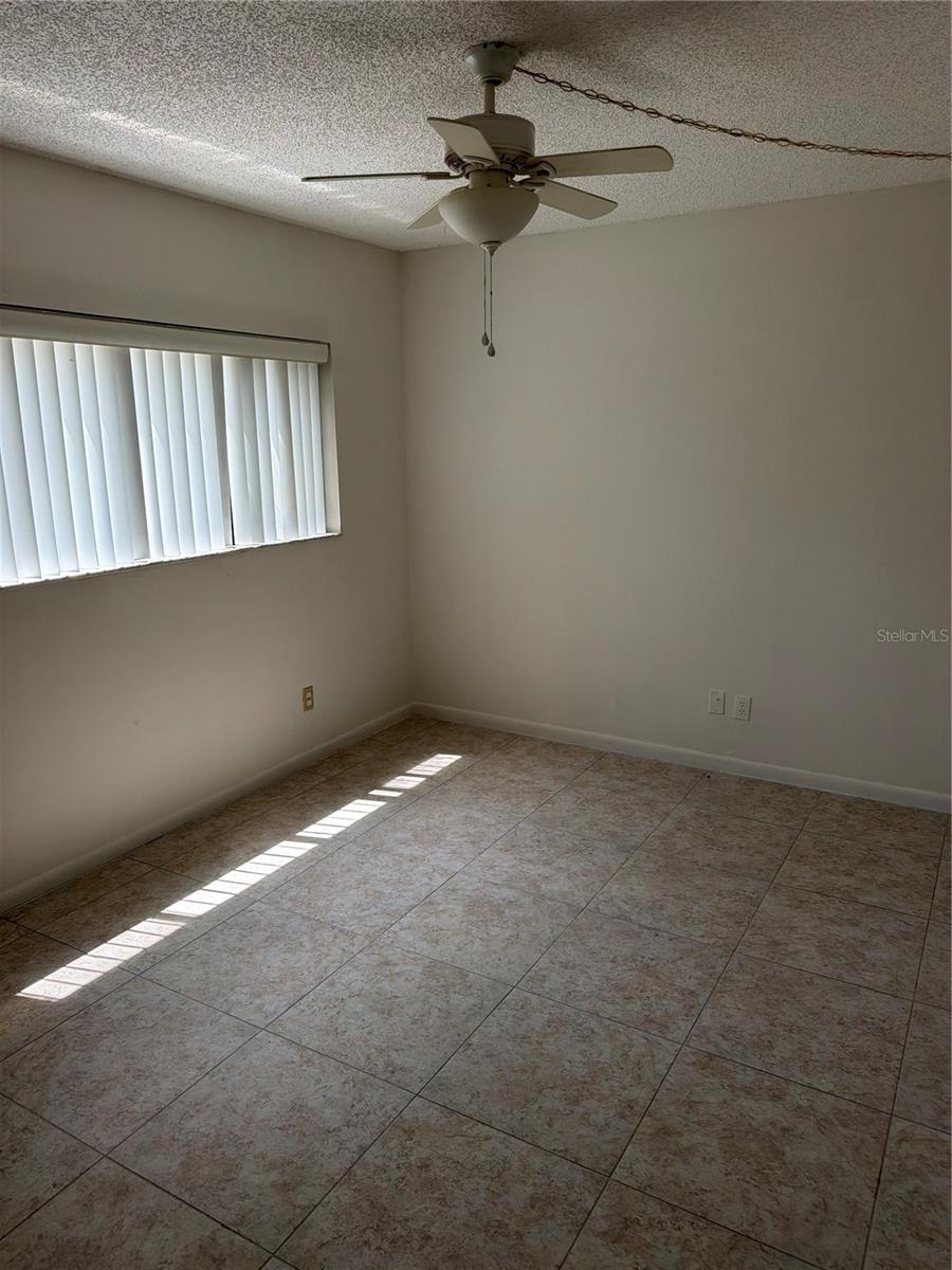 FORESTBROOK III CONDO - Residential Lease