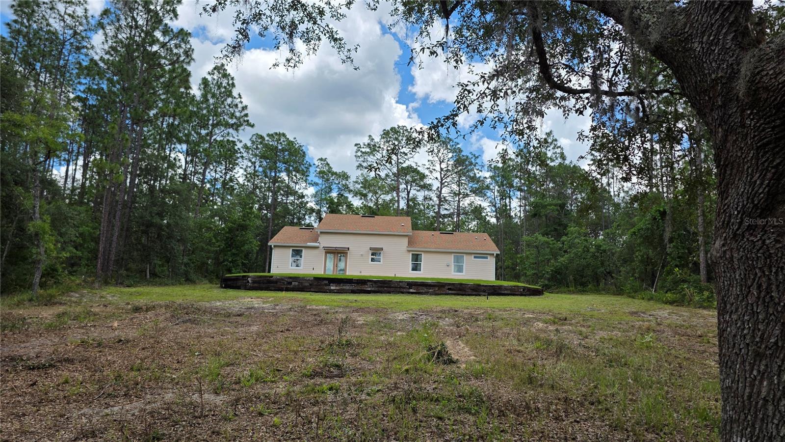 CUE LAKE HILLS - Residential