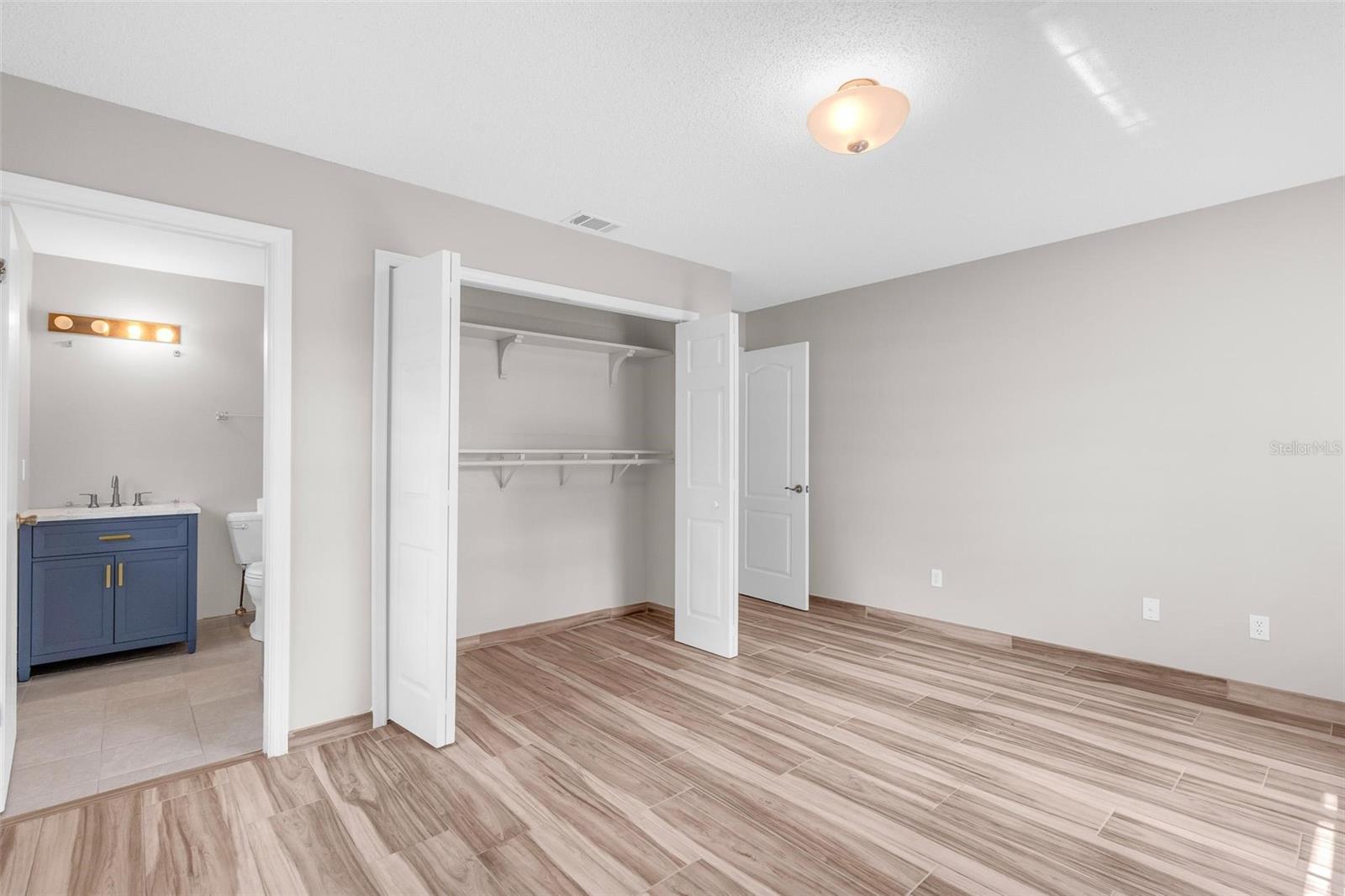 CHANCELLORS ROW PH 02 - Residential Lease