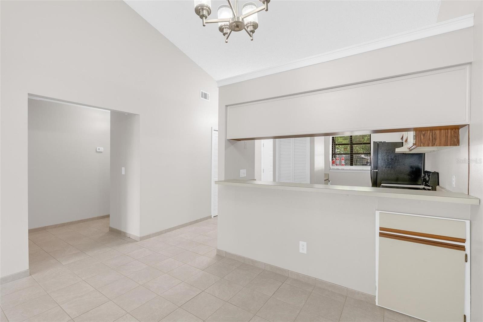 CHANCELLORS ROW PH 02 - Residential Lease