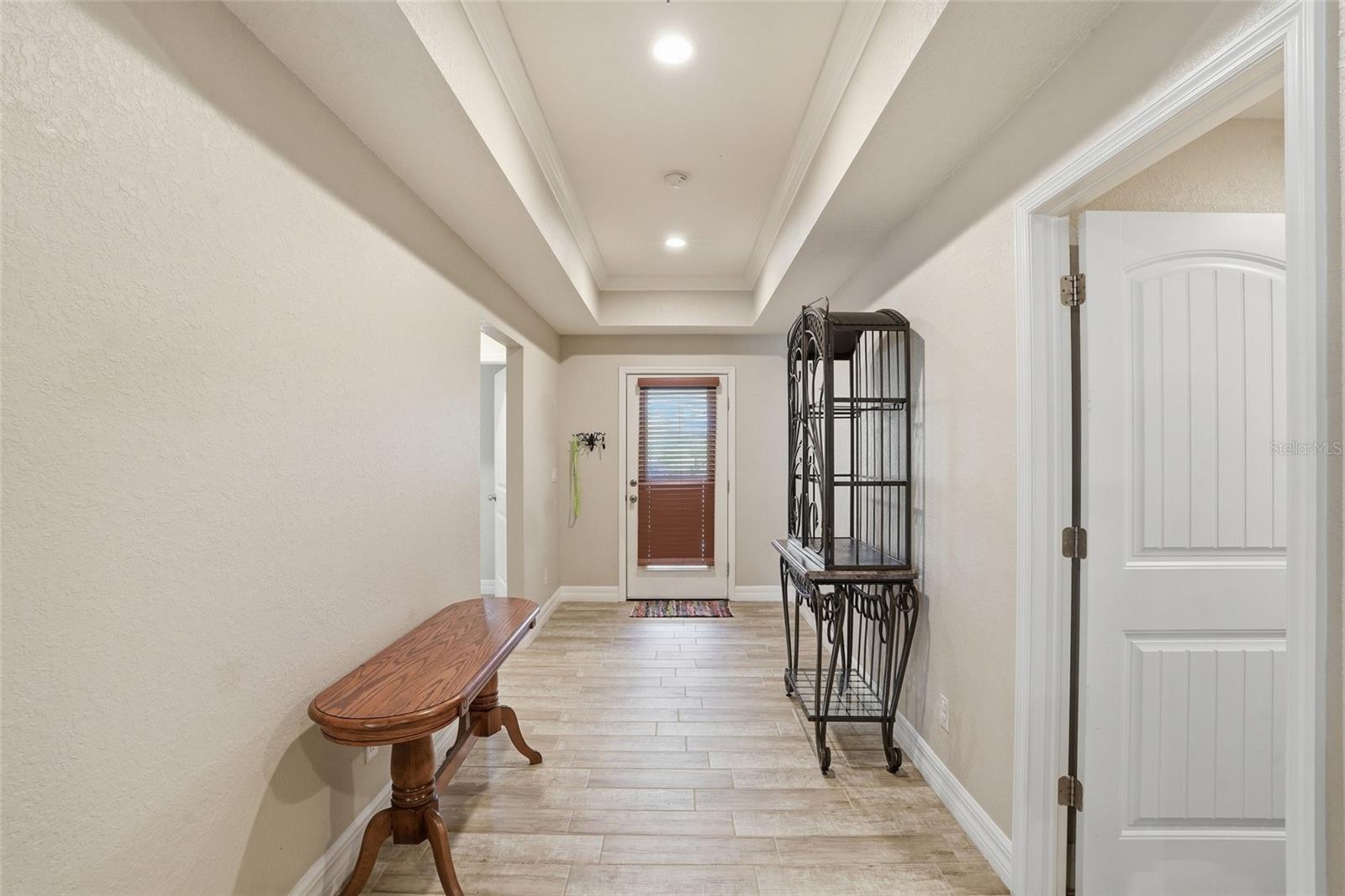 ROTONDA LAKES - Residential