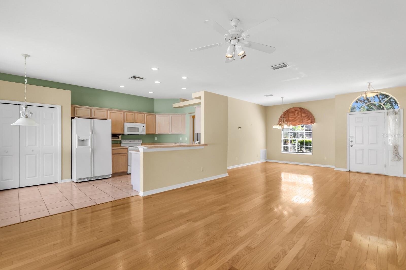 HICKORY LAKES PH 1 - Residential