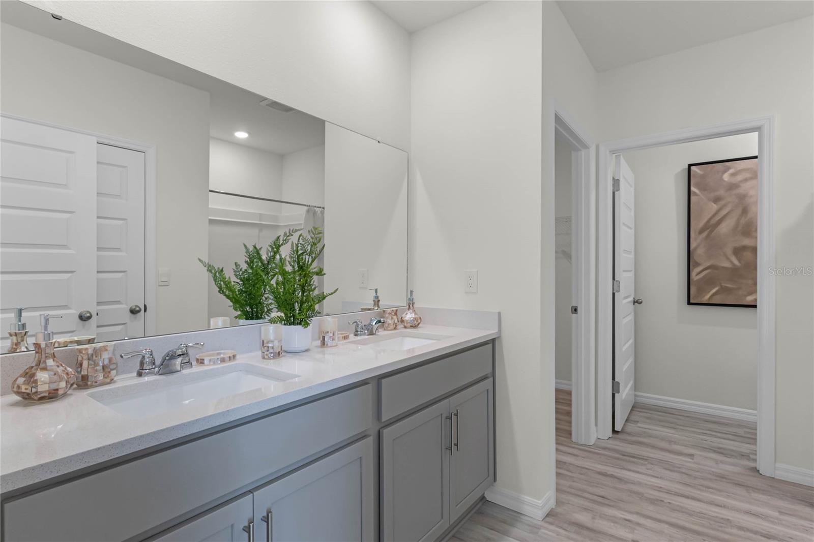 HARMONY ON LAKE ELOISE PHASE 4 - Residential