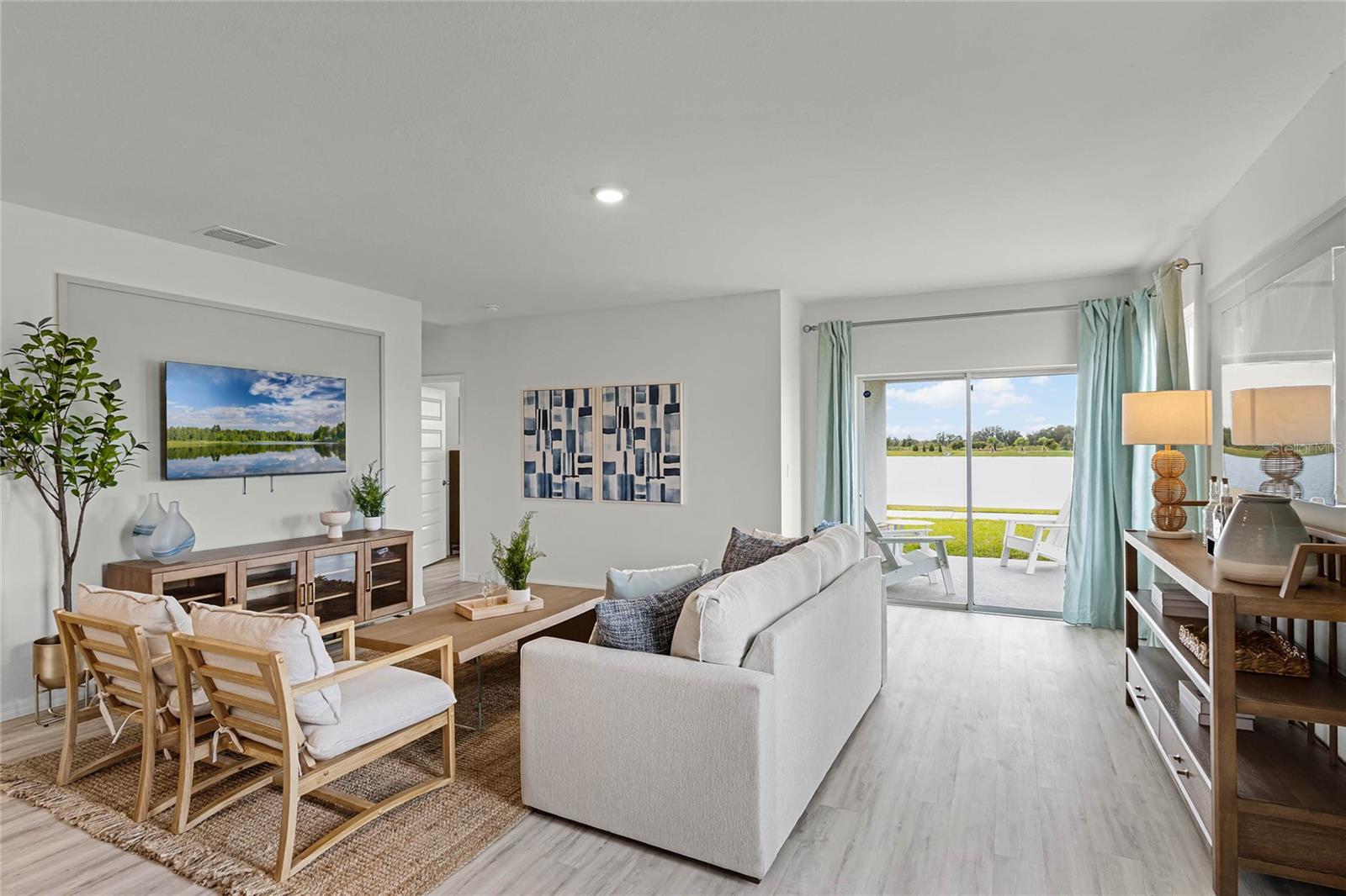 HARMONY ON LAKE ELOISE PHASE 4 - Residential