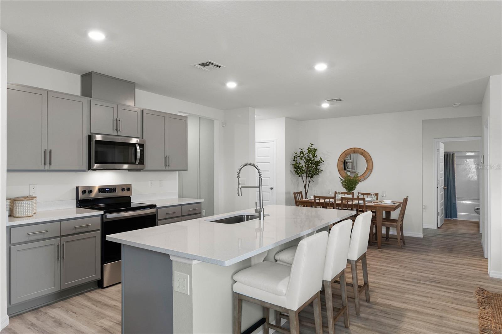 HARMONY ON LAKE ELOISE PHASE 4 - Residential