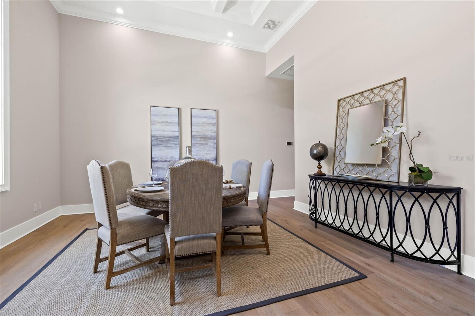 BELLEAIR ESTATES - Residential
