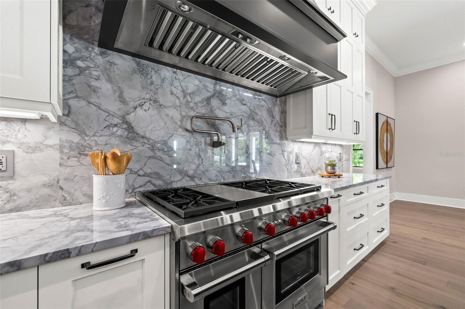 BELLEAIR ESTATES - Residential
