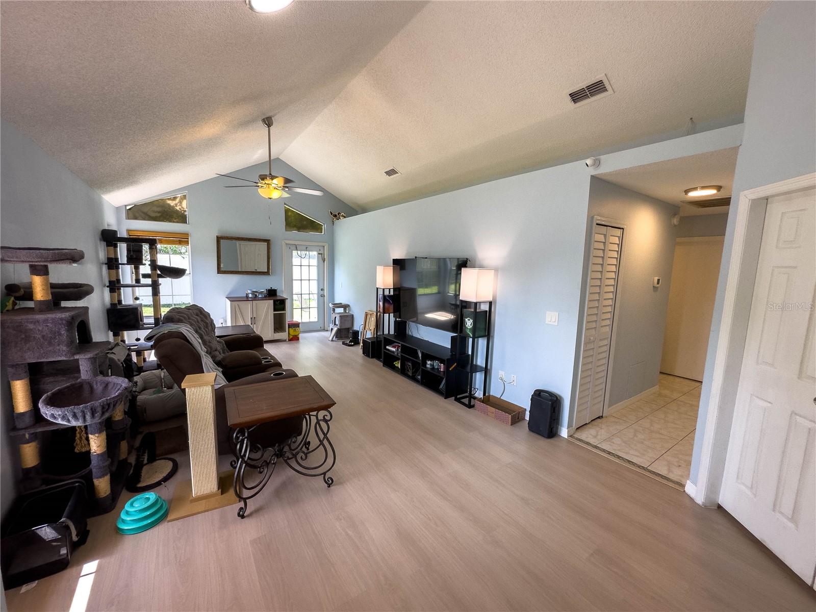 ALOMA BEND TR 3 - Residential