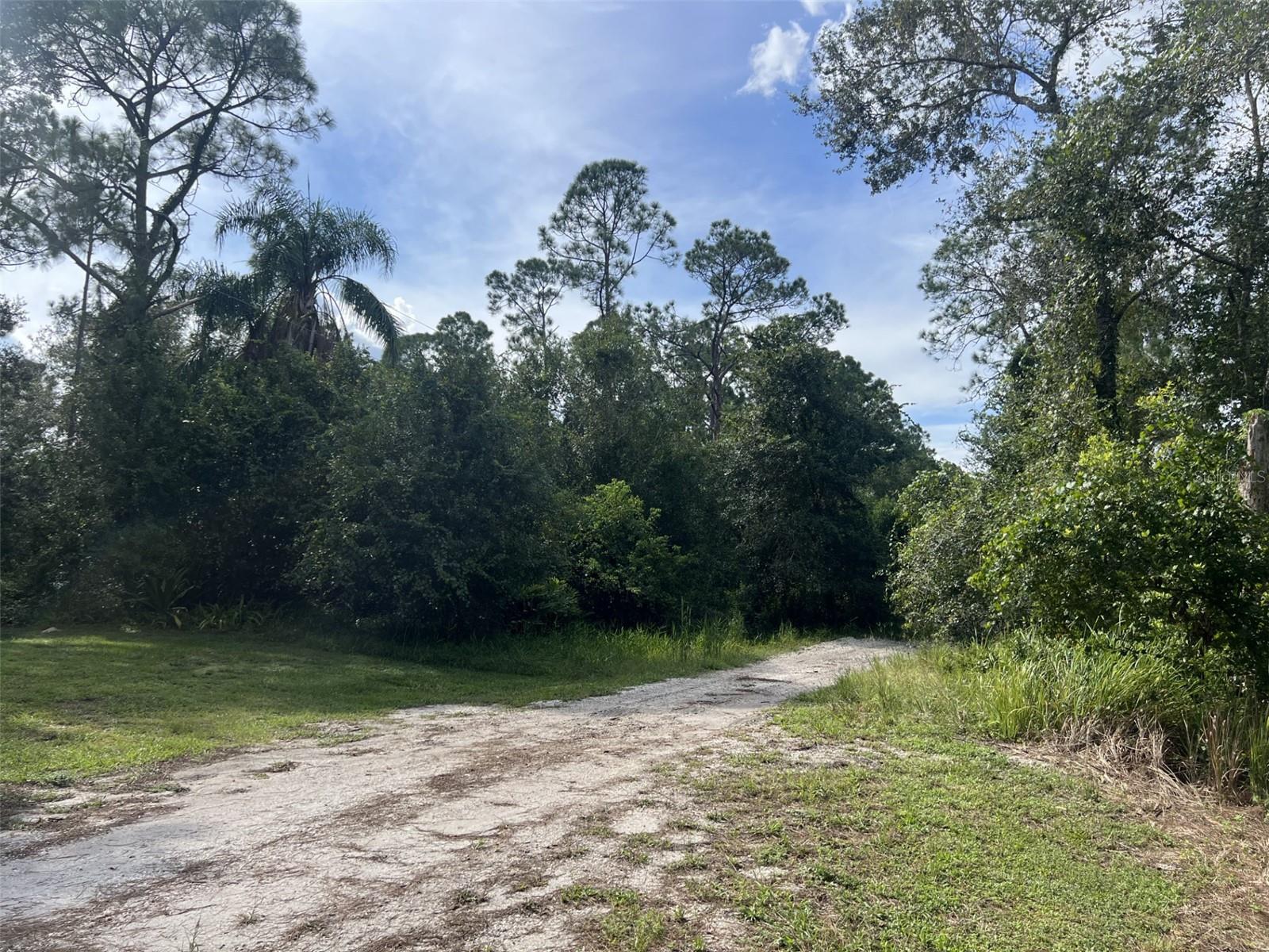 ORANGE BLOSSOM ESTATE - Land