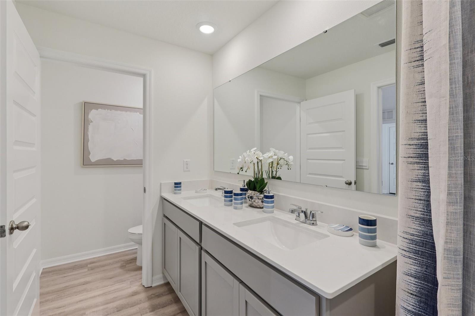 HAWTHORNE RANCH - Residential