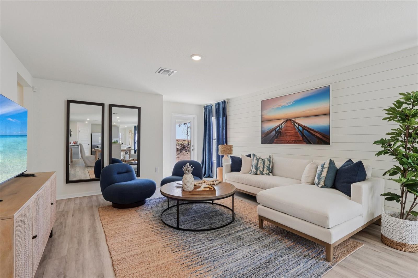 HAWTHORNE RANCH - Residential