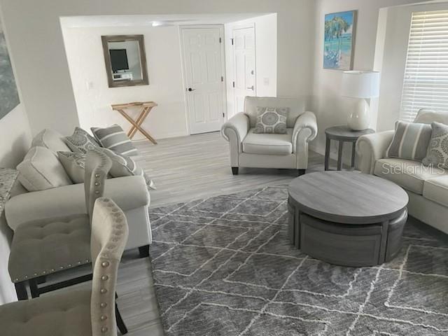 GULF GATE WOODS - Residential Lease
