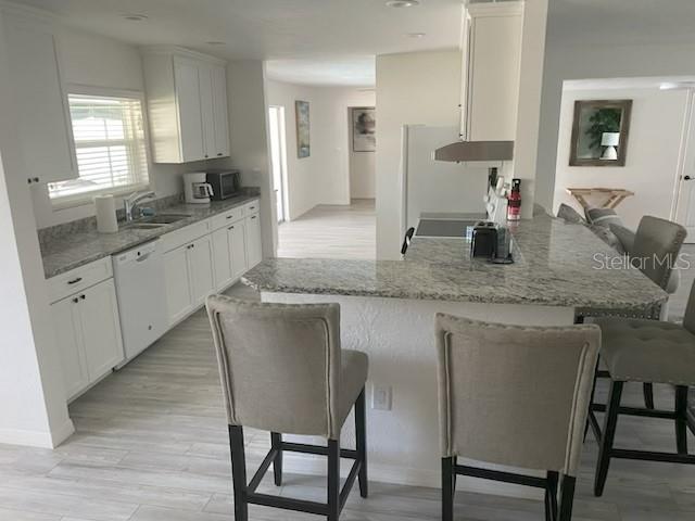 GULF GATE WOODS - Residential Lease