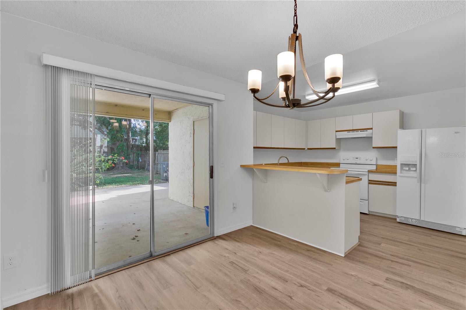 VILLAGE GROVE PH 02 - Residential