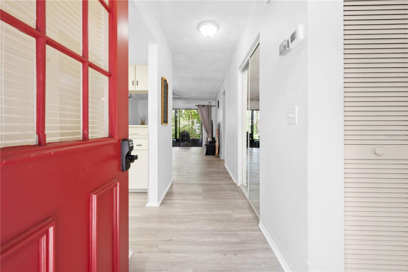 TMBR PINES PN GR VL - Residential