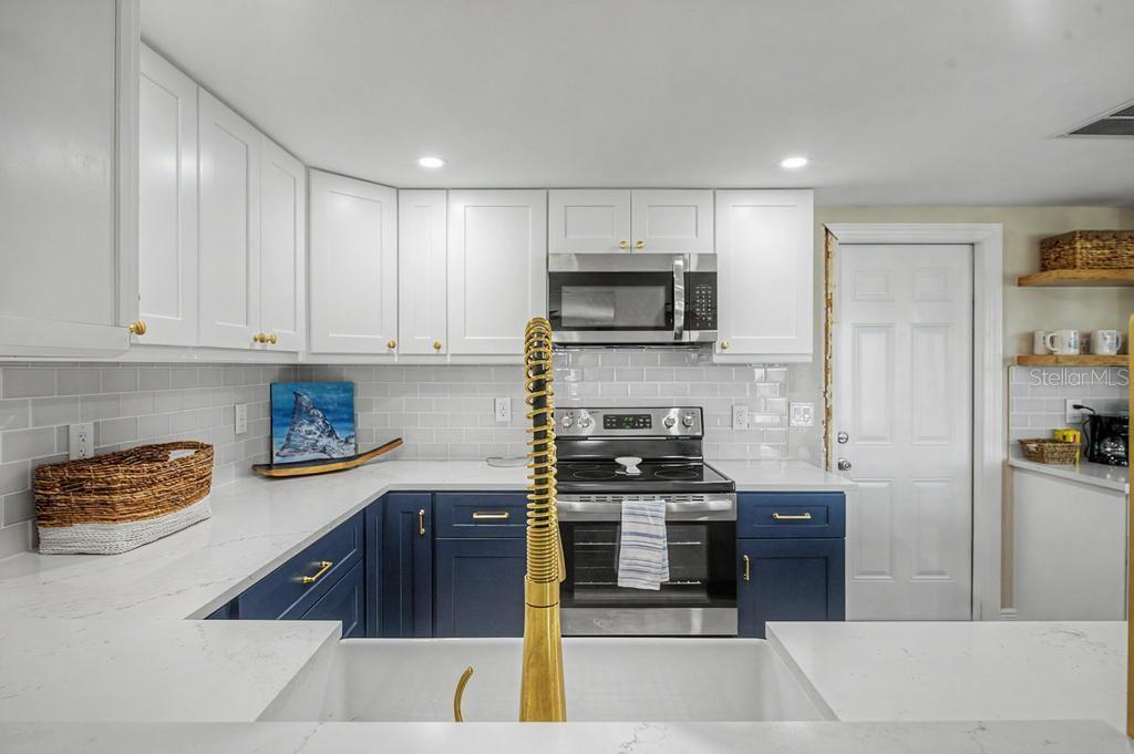 FLOR A MAR - Residential